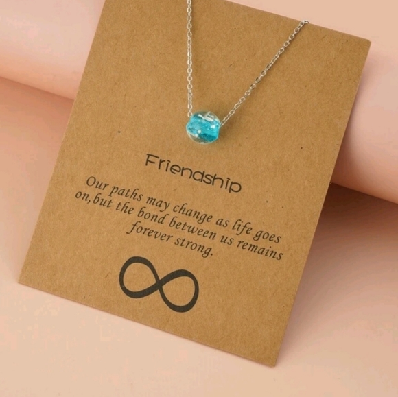 BUY 3/$15 NWT-  Glow In The Dark Round Ball Decor Necklace - Picture 4 of 4